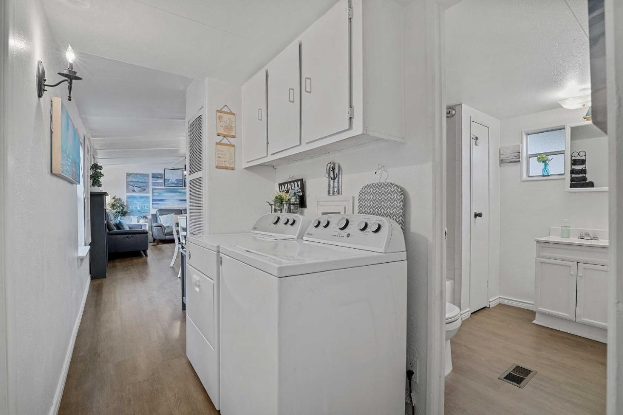 Pet-Friendly Lake Dallas Home Near Lewisville Lake Bagian luar foto